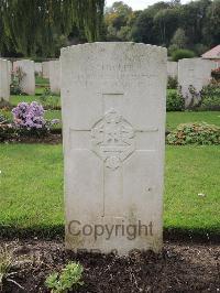 Carnoy Military Cemetery - Tucker, S