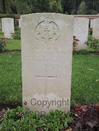 Carnoy Military Cemetery - Whimhurst, C W