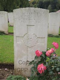 Carnoy Military Cemetery - Williams, G