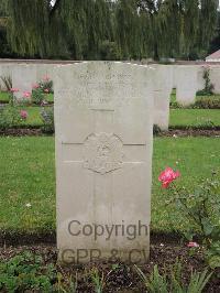 Carnoy Military Cemetery - Williamson, A