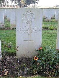 Canadian Cemetery No.2 Neuville - Brackenridge, James A.