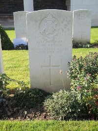 Canadian Cemetery No.2 Neuville - Brown, Frederick William