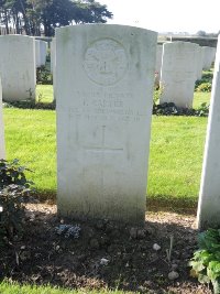 Canadian Cemetery No.2 Neuville - Carter, Frank