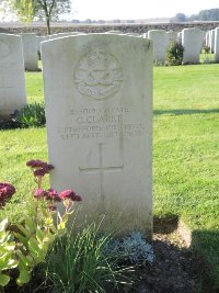 Canadian Cemetery No.2 Neuville - Clarke, George