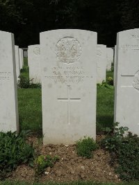 Canadian Cemetery No.2 Neuville - Conway, George Robert