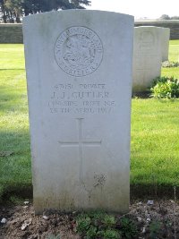 Canadian Cemetery No.2 Neuville - Cutler, John James