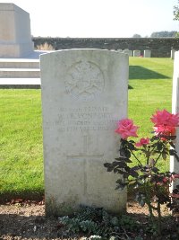 Canadian Cemetery No.2 Neuville - Devonport, William