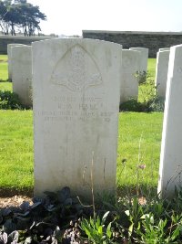 Canadian Cemetery No.2 Neuville - Hall, Richard Albert