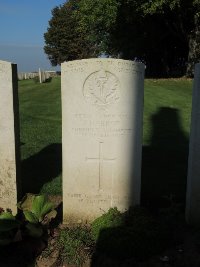 Canadian Cemetery No.2 Neuville - Harrop, Fred