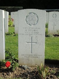 Canadian Cemetery No.2 Neuville - Holmes, Robert