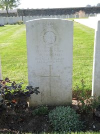 Canadian Cemetery No.2 Neuville - Howard, William