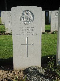 Canadian Cemetery No.2 Neuville - Knight, Gerald Howard