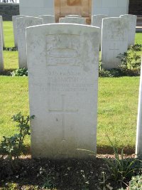 Canadian Cemetery No.2 Neuville - Marshall, Robert Arthur