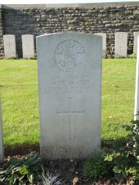 Canadian Cemetery No.2 Neuville - McDermott, Michael