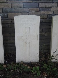 Canadian Cemetery No.2 Neuville - Miller, Archibald W.