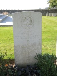 Canadian Cemetery No.2 Neuville - Oliver, Horace Percy