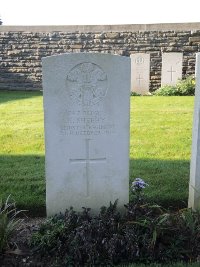 Canadian Cemetery No.2 Neuville - Sheehy, Henry