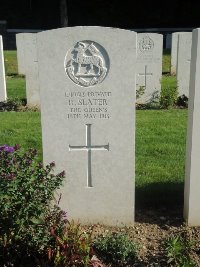 Canadian Cemetery No.2 Neuville - Slater, Robert