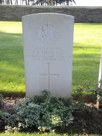 Canadian Cemetery No.2 Neuville - Thirkell, Jack E.