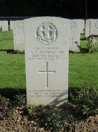 Canadian Cemetery No.2 Neuville - Thomas, Albert Edward