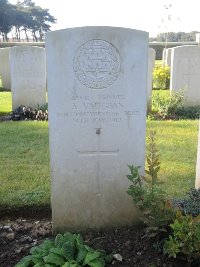 Canadian Cemetery No.2 Neuville - Vaughan, Albert