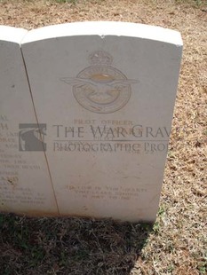 TRINCOMALEE WAR CEMETERY - STEWART, ALISTAIR CAMPBELL