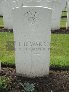 BROWN'S ROAD MILITARY CEMETERY, FESTUBERT - BELL, REGINALD MILBURN