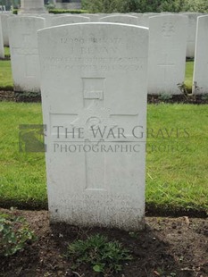 BROWN'S ROAD MILITARY CEMETERY, FESTUBERT - BEVAN, J