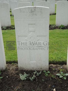 BROWN'S ROAD MILITARY CEMETERY, FESTUBERT - BUBB, G