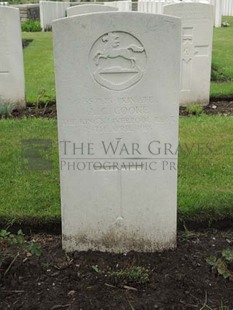 BROWN'S ROAD MILITARY CEMETERY, FESTUBERT - COOKE, ARTHUR