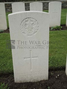 BROWN'S ROAD MILITARY CEMETERY, FESTUBERT - DODD, PERCY REED