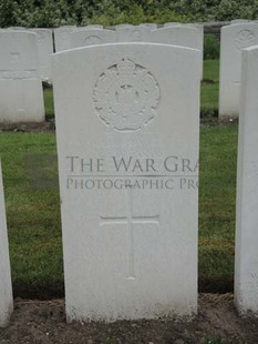 BROWN'S ROAD MILITARY CEMETERY, FESTUBERT - EDWARDS, JOHN