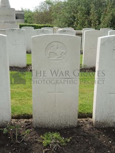 BROWN'S ROAD MILITARY CEMETERY, FESTUBERT - FENN, JOHN EDMUND