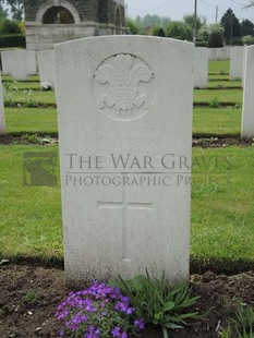 BROWN'S ROAD MILITARY CEMETERY, FESTUBERT - FEREDAY, LESLIE HERBERT