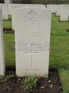 BROWN'S ROAD MILITARY CEMETERY, FESTUBERT - FINKILL, CHARLES ANDREW