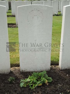 BROWN'S ROAD MILITARY CEMETERY, FESTUBERT - GIBBONS, THOMAS