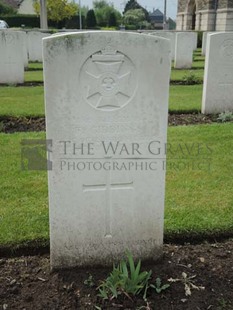 BROWN'S ROAD MILITARY CEMETERY, FESTUBERT - GIDDINGS, FRANK