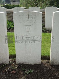 BROWN'S ROAD MILITARY CEMETERY, FESTUBERT - GILBERT, JOHN MARKS