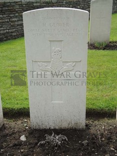 BROWN'S ROAD MILITARY CEMETERY, FESTUBERT - GLOVER, HARRY