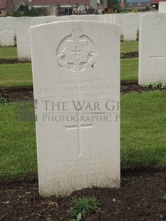 BROWN'S ROAD MILITARY CEMETERY, FESTUBERT - GRANT, ERIC STUART