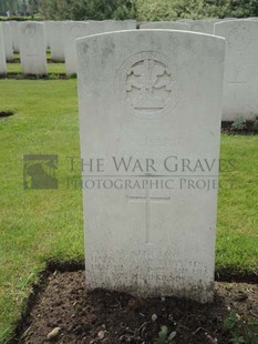 BROWN'S ROAD MILITARY CEMETERY, FESTUBERT - HART, CECIL ALBERT