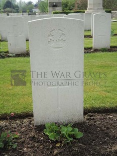 BROWN'S ROAD MILITARY CEMETERY, FESTUBERT - HENDY, ARCHIBALD