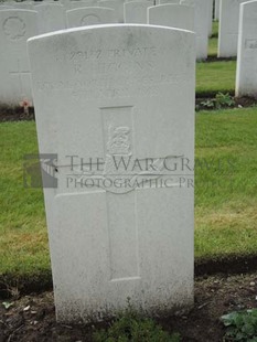 BROWN'S ROAD MILITARY CEMETERY, FESTUBERT - HIGGINS, R