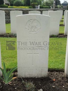 BROWN'S ROAD MILITARY CEMETERY, FESTUBERT - HILL, BERTRAM GILBERT