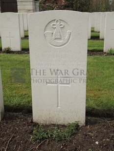 BROWN'S ROAD MILITARY CEMETERY, FESTUBERT - HORN, THOMAS