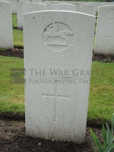 BROWN'S ROAD MILITARY CEMETERY, FESTUBERT - HORROCKS, W H