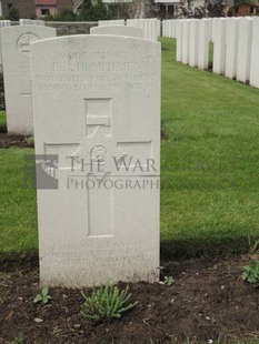 BROWN'S ROAD MILITARY CEMETERY, FESTUBERT - HUMPHRIES, FREDRICK JOHN