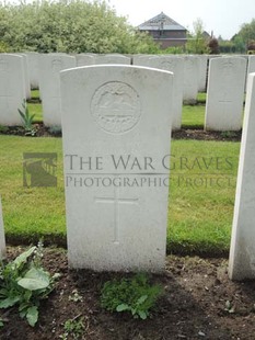 BROWN'S ROAD MILITARY CEMETERY, FESTUBERT - HURLEY, T