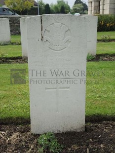 BROWN'S ROAD MILITARY CEMETERY, FESTUBERT - JAMES, A T