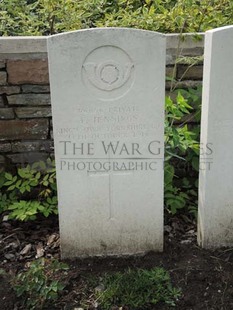 BROWN'S ROAD MILITARY CEMETERY, FESTUBERT - JENNINGS, TOM